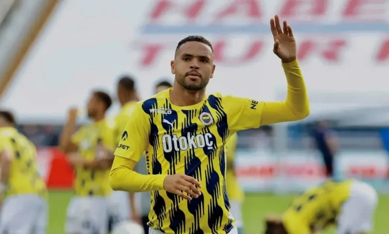 Youssef En-Nesyri scoort tegen Manchester United in de Europese League (video)