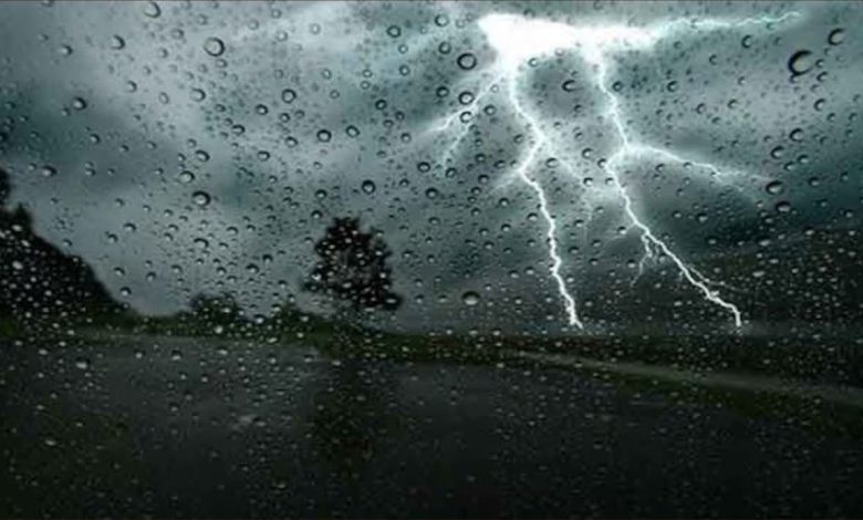 Tijd morgen, donderdag .. Regen en onweersbuien verwacht in verschillende regio's
