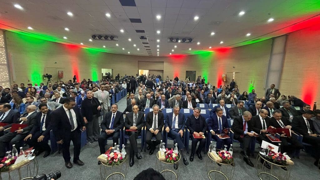 Het begin van het regionale debat over het aanmoedigen van sporten in het Museum van de Marrakech (Tyre)