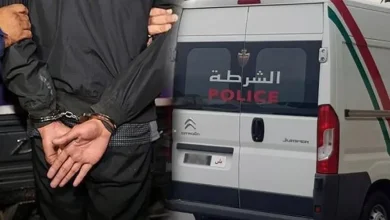 De promotie van narcotische tabletten leidt ertoe dat twee mensen stoppen in Fez