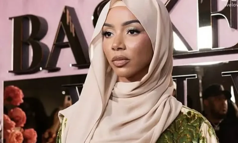 Brittany Renner schijnt in het Marokkaanse kaftan op de rode loper in Los Angeles (foto's)