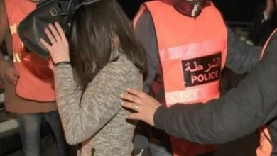 De arrestatie van een beroemde YouTuber op Mohamed V Airport vanwege de verkoop