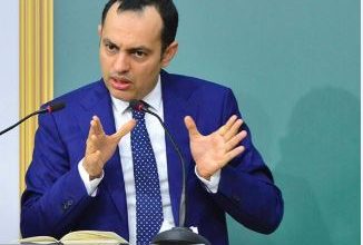 Selon M. Younes Sekkouri: Le salaire mensuel net moyen passera de 8.237 dirhams en 2021 à 10.100 dirhams début 2026